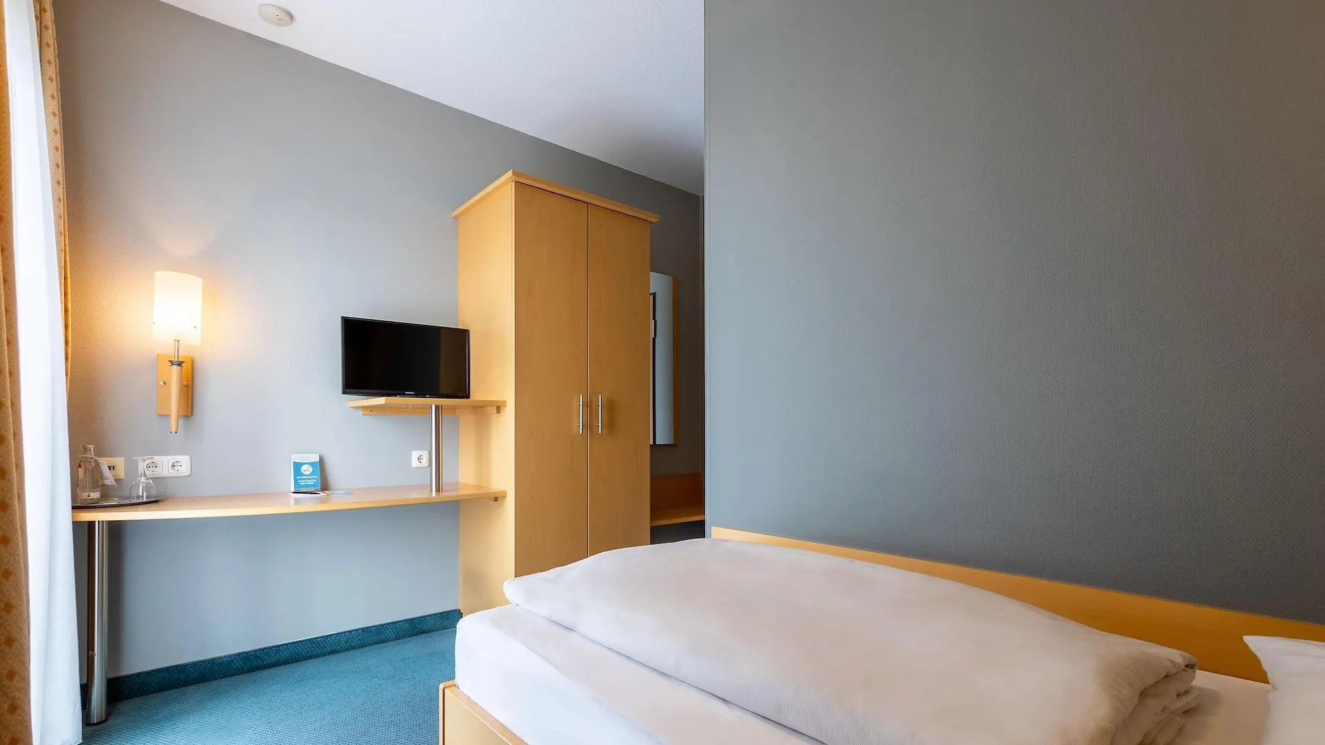 Trip Inn Hotel Conti Cologne 3*,  Germany